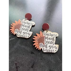 Fashion Jewelry Perfect to Gift or Keep Fast Shipping